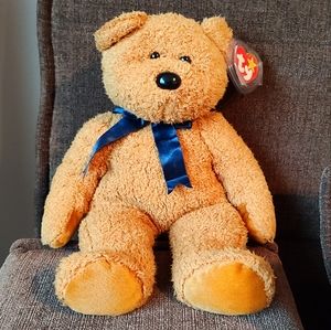 Fuzz Beany Baby, 1999, Retired